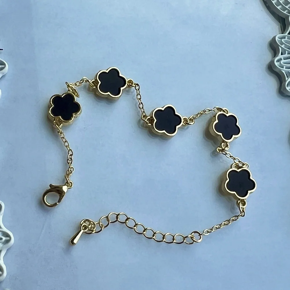 Four Leaf Clover Gold Bracelet